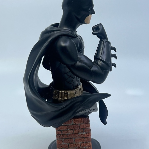 DC Direct Batman Begins Christian Bale as Batman Mini Bust 4 Inches Read - Picture 5 of 12